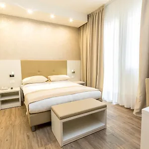 hotel-touring.hotelinveneto.com/